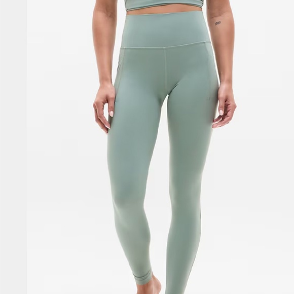 Athleta Salutation Stash High Rise 7/8 Legging - Picture 3 of 8